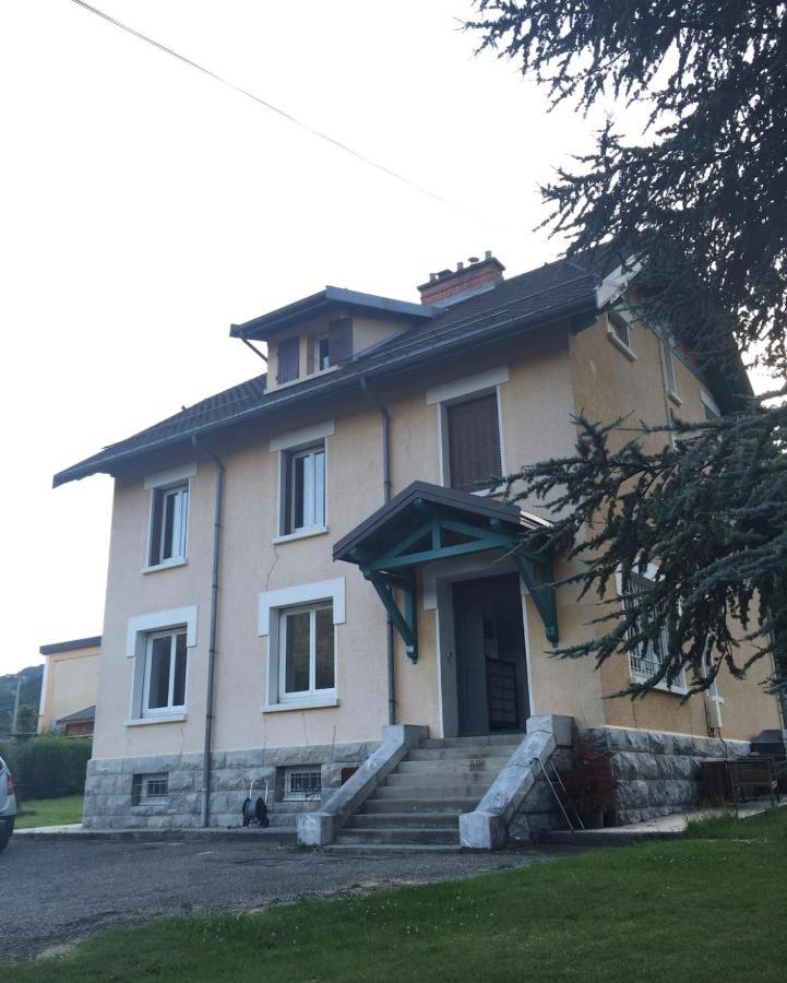 Refuges Sous Les Toits Bed & Breakfast Bourg-Saint-Maurice Luaran gambar